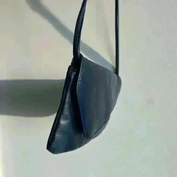 Vintage Y2K Inspired Party Stylish Navy Blue Faux Leather Shoulder Bag Purse - Picture 7 of 16